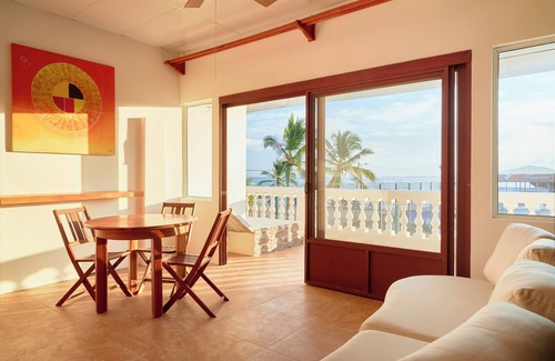 Puerto Villamil Hotel | Hotel Albemarle Galapagos Beachfront