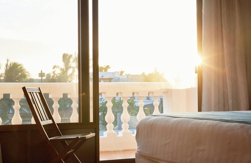 Puerto Villamil Hotel | Hotel Albemarle Galapagos Beachfront