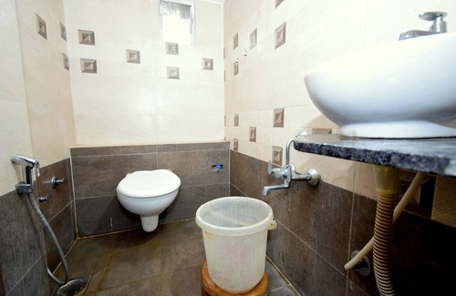 Paldi Hotel | Hotel Anupam