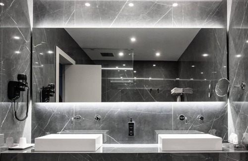 Laura Hotel | Hotel Ariston