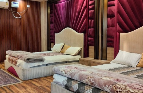 Kanpur Hotel | Hotel Blue Stone