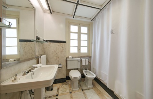 Lisbon Old Town Hotel | Hotel Britania Art Deco, a Lisbon Heritage Collection