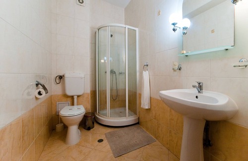 Constanta Hotel | Hotel Class