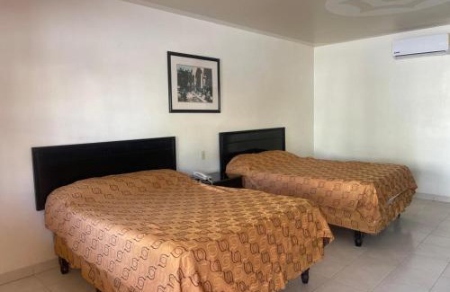 Jimenez Hotel | Hotel Colonial