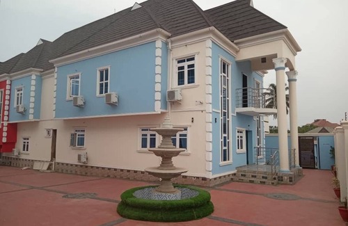Edunabon Apartment | HOTEL D RITZ