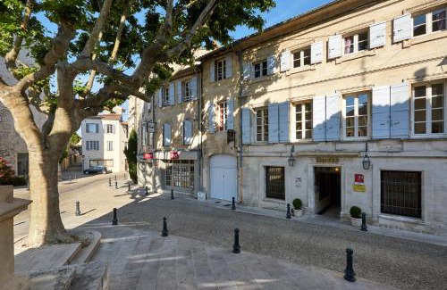 Villeneuve-les-Avignon Hotel | Hotel De L'Atelier