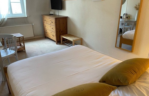 Villers-sur-Mer Hotel | HOTEL DES FALAISES