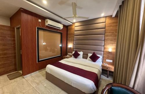 Zirakpur Hotel | Hotel Destination