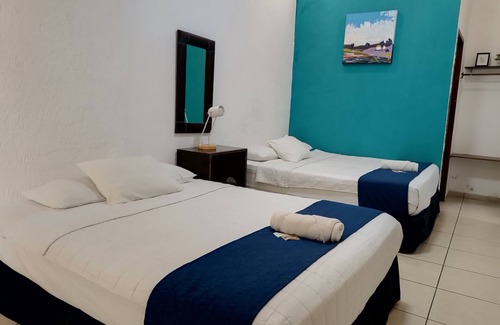 Santa Tecla Hotel | Hotel El Patio de Don Moncho