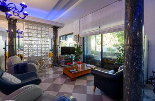Martinsicuro Hotel | hotel falco azzurro
