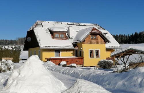 Zeutschach House | Hotel Gasthof Seeblick