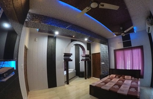 Karnaprayag Hotel | Hotel Geeta Bhawan