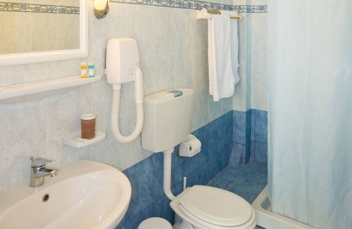 Kamari Hotel | Hotel Glaros