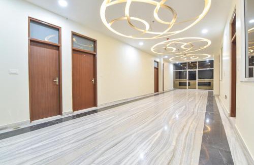 Amer Fort Road Hotel | Hotel Good Luck Palace