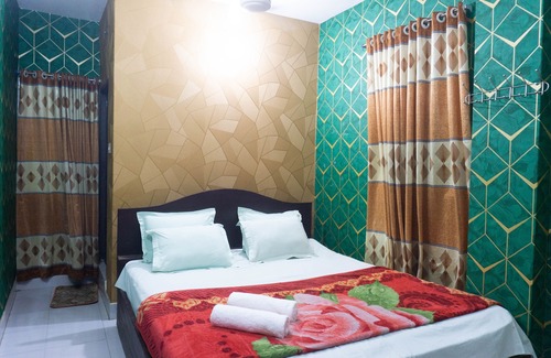 Dhaka House | Hotel Green Garden - Double Room -AC