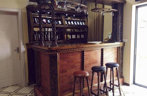 Telavi Hotel | HOTEL GUGLUX &WINE CELLAR