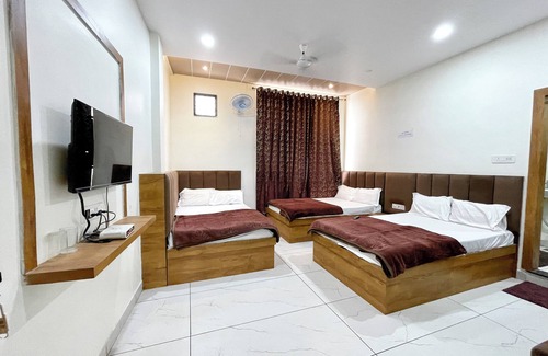Ujjain Hotel | Hotel Gupta Residency - near Temple