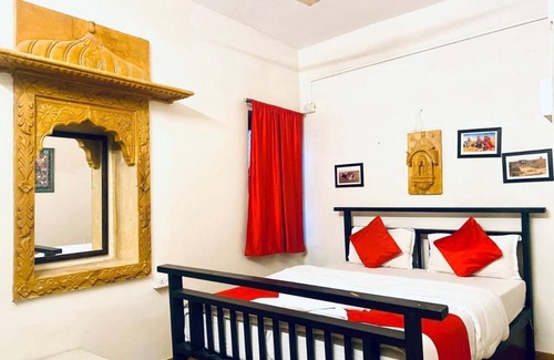 Amar Sagar Pol Hotel | Hotel Heritage Haveli Jaisalmer