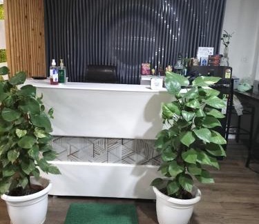 Bulandshahr Bed & Breakfast | Hotel Highway inn