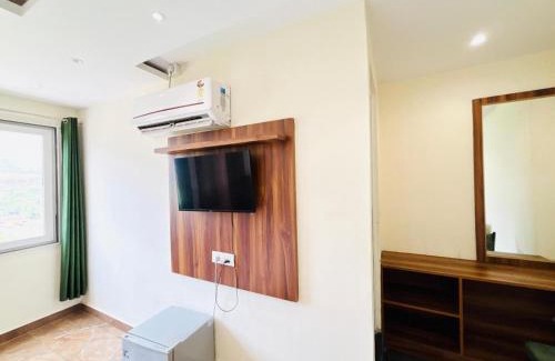 Rishikesh House | Hotel Hitam Rishikesh