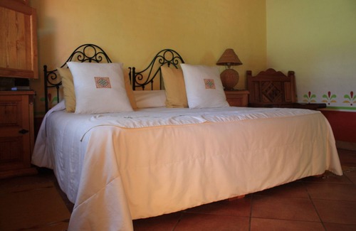 Mazamitla Bed & Breakfast | Hotel Huerta Real