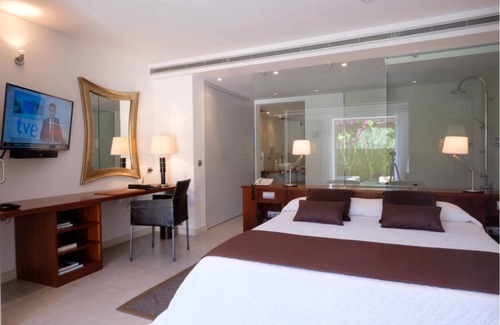 Sant Rafael de Sa Creu Hotel | Hotel In San Rafael With Tv, Breakfast, Smoking