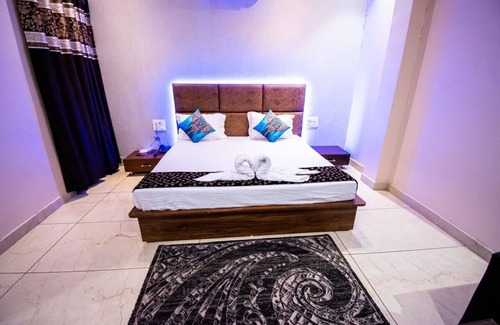 Pharala Hotel | Hotel 7PM