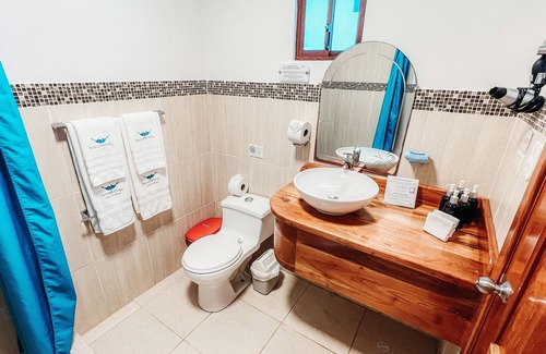 Puerto Villamil Hotel | Hotel Isamar Galapagos Beachfront