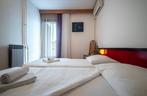 Cove Rogacic House | Hotel Issa - Double Room Park View 41