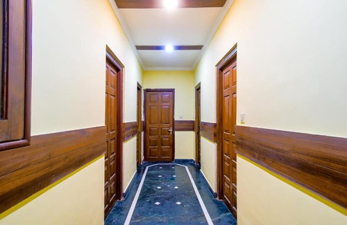 Ballygunge Hotel | Hotel Jingle Inn