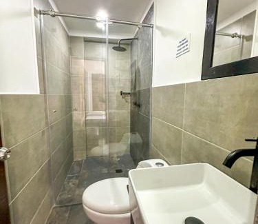 Bello Hotel | HOTEL KALIFORNIAs