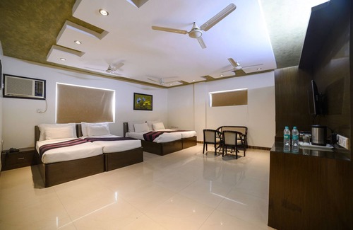 Taj Ganj Hotel | Hotel Karan Vilas