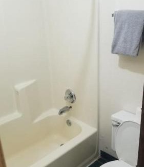 Stillwater Apartment | Hotel King Bed Room 236 Booking