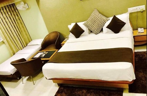 Ahmedabad Hotel | Hotel Kings Residency