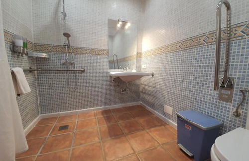 Alcaucin Hotel | Hotel Las Piedras