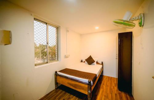 Rasulgarh Hotel | Hotel Laughing Buddha
