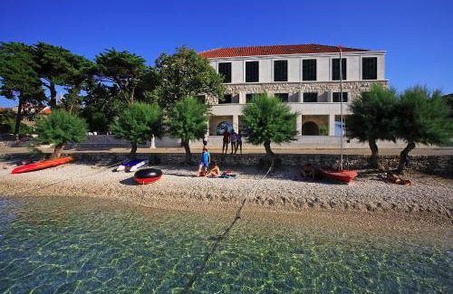 Postira Hotel | Hotel Lipa