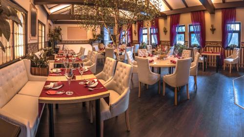 Liberec Hotel | Hotel Lovecký zámeček Orion