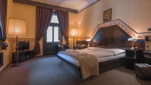 Liberec Hotel | Hotel Lovecký zámeček Orion