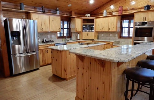 Rockport House | Hotel luxury in a Log Cabin