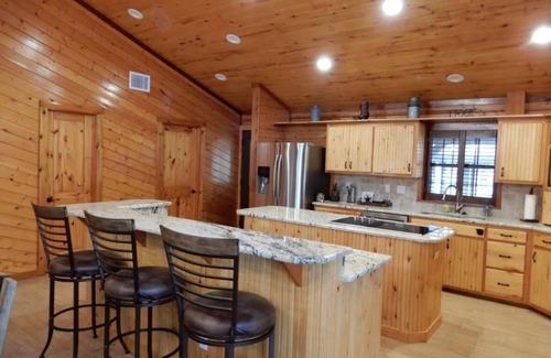 Rockport House | Hotel luxury in a Log Cabin