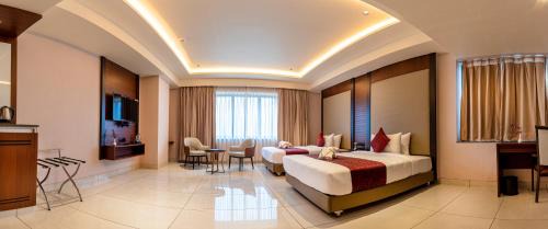 Mysore Hotel | Hotel M Pro Palace Mysore - 12 Minutes to Mysore Palace
