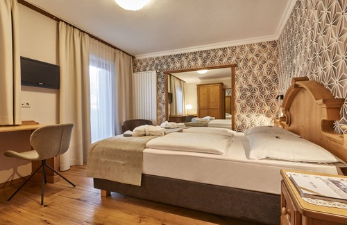 Corvara in Badia Hotel | Hotel Marmolada
