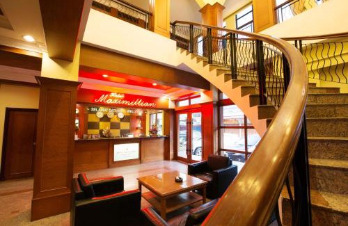 Tanjung Balai Karimun Hotel | Hotel Maximillian