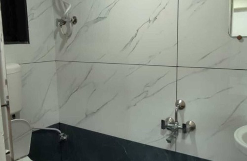 Jalgaon Hotel | Hotel Medanta Inn