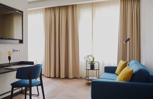 Altstadt-Nord Hotel | Hotel Mondial am Dom Cologne - MGallery