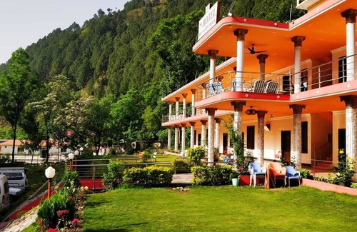 Tranna Hotel | Hotel Mountain Track- Taranna Balakot