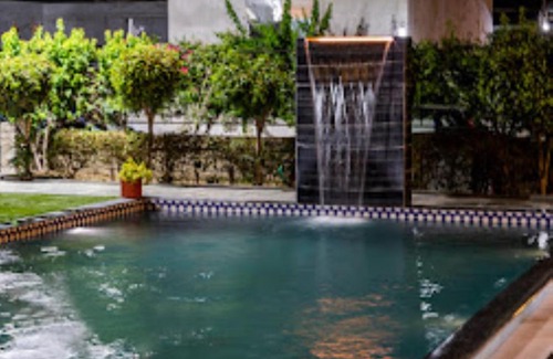 Udaipur City Centre Resort | Hotel Mukund Villas Udaipur