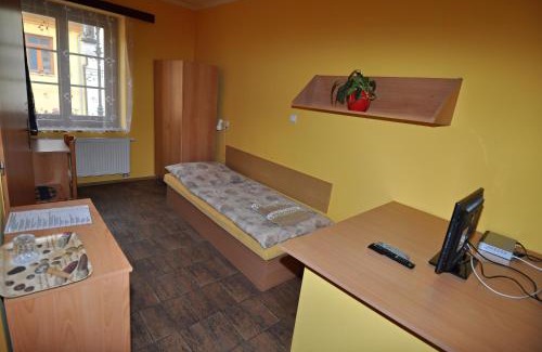 Louny Hotel | Hotel Na Hradbách