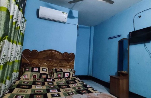 Dhaka Hotel | Hotel New Royal Jatrabari